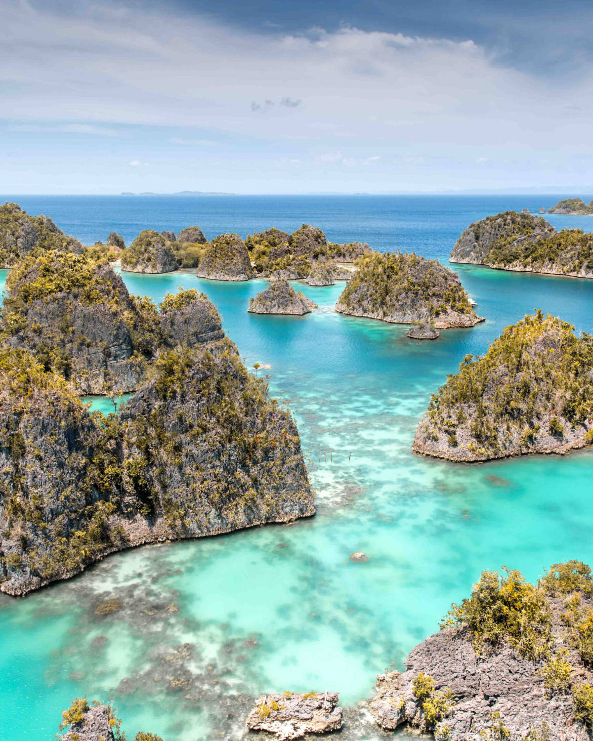 RAJA AMPAT – LAST PARADISE ON EARTH