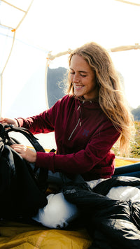 BURGUNDY REEF HALF ZIP HOODIE