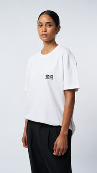 WHITE SEAL TEE